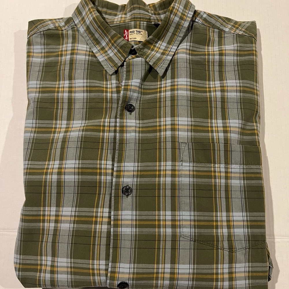 Levis Red Tab Button Up Plaid Shirt Mens Size Adult XL - Long Sleeve Plaid Green